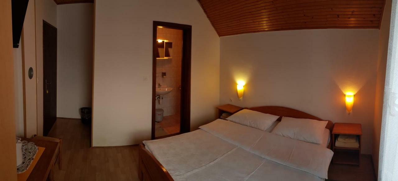 House Anamarija Otel Seliste Dreznicko Dış mekan fotoğraf